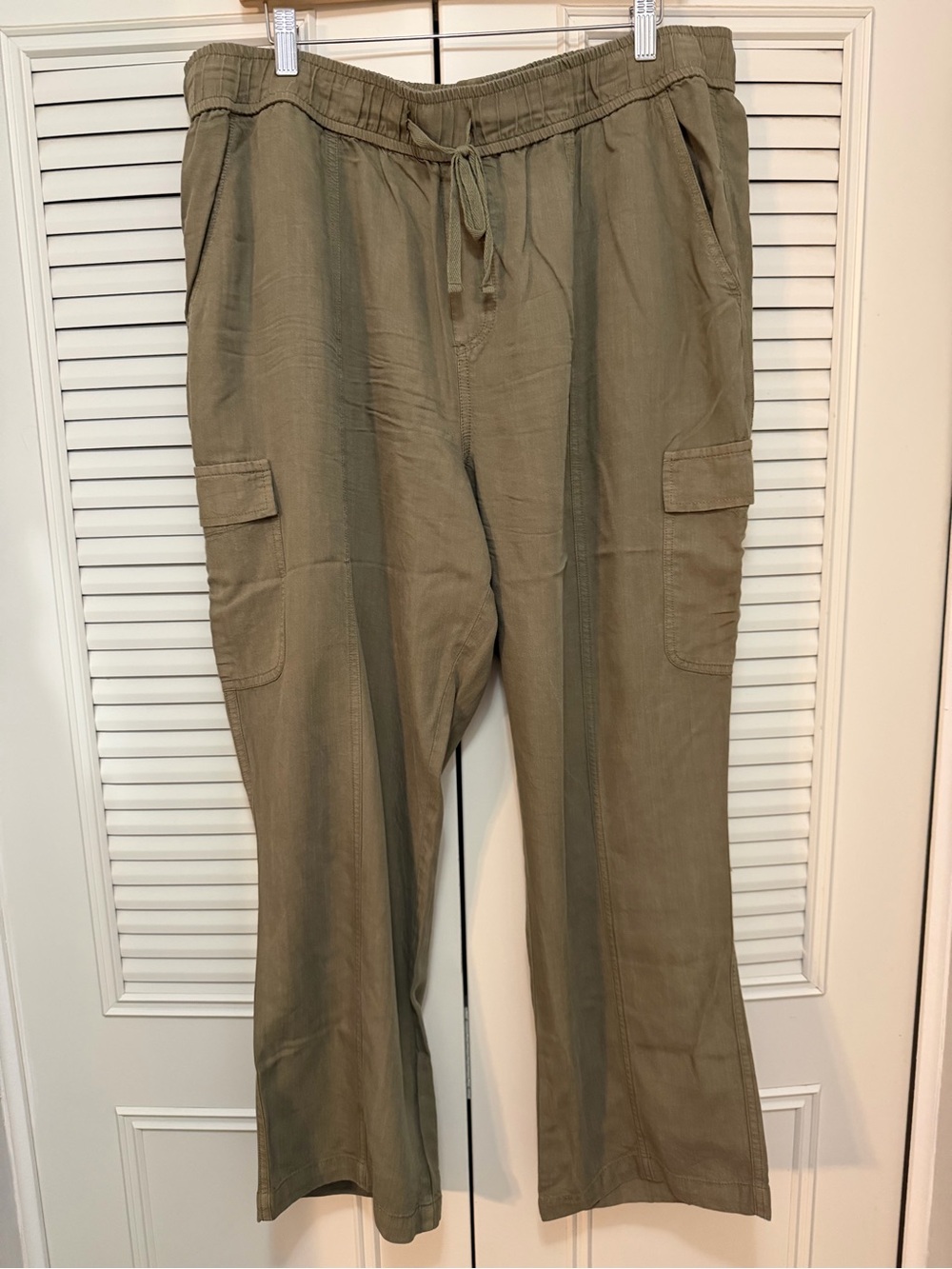 Alexander Jordan Women's Cargo Pants • Olive Green • Lightweight Flowy XL